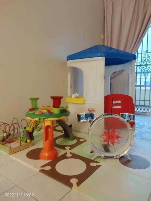 Rawang Conner Lot Homestay Ngoại thất bức ảnh